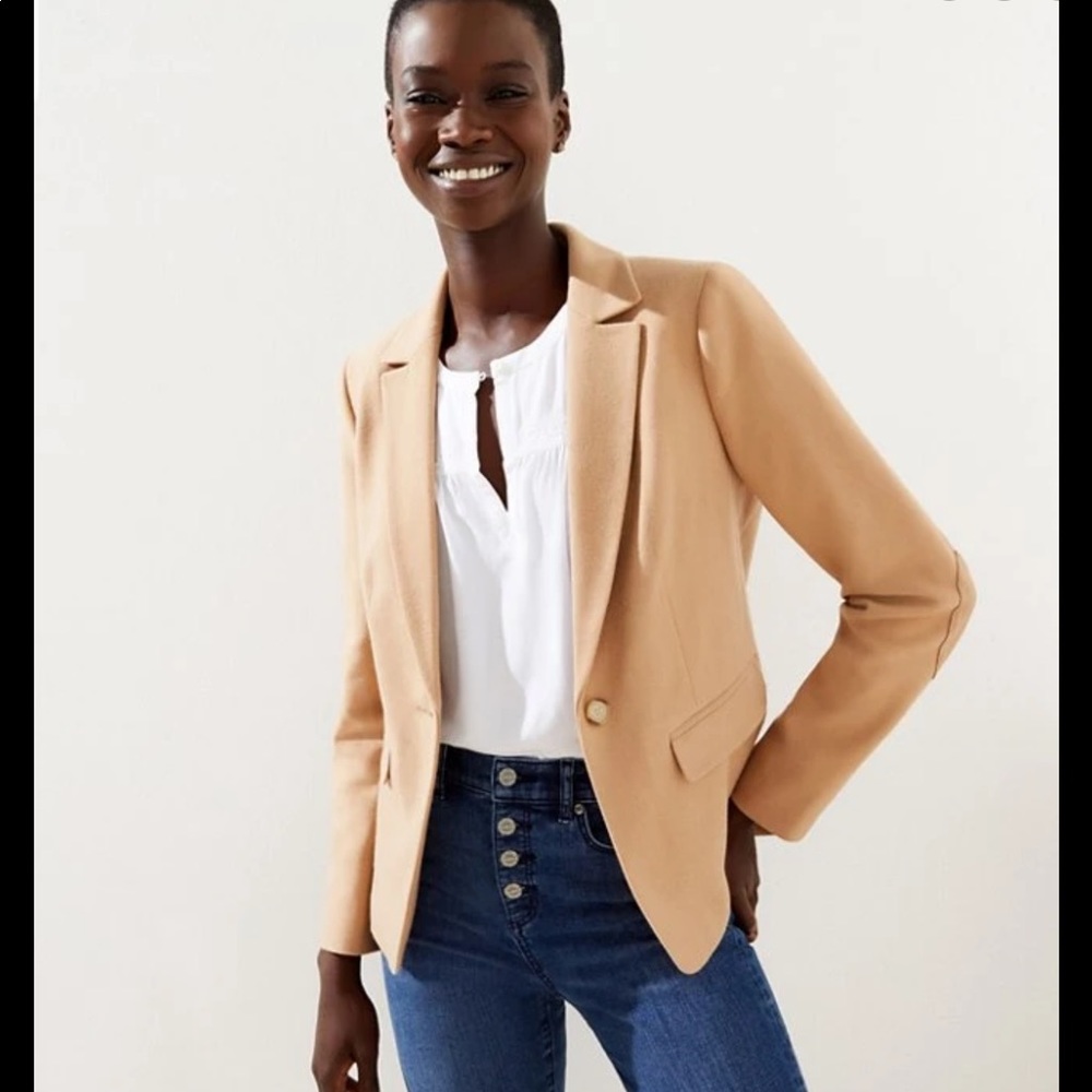 NWT tan elbow patch blazer 8